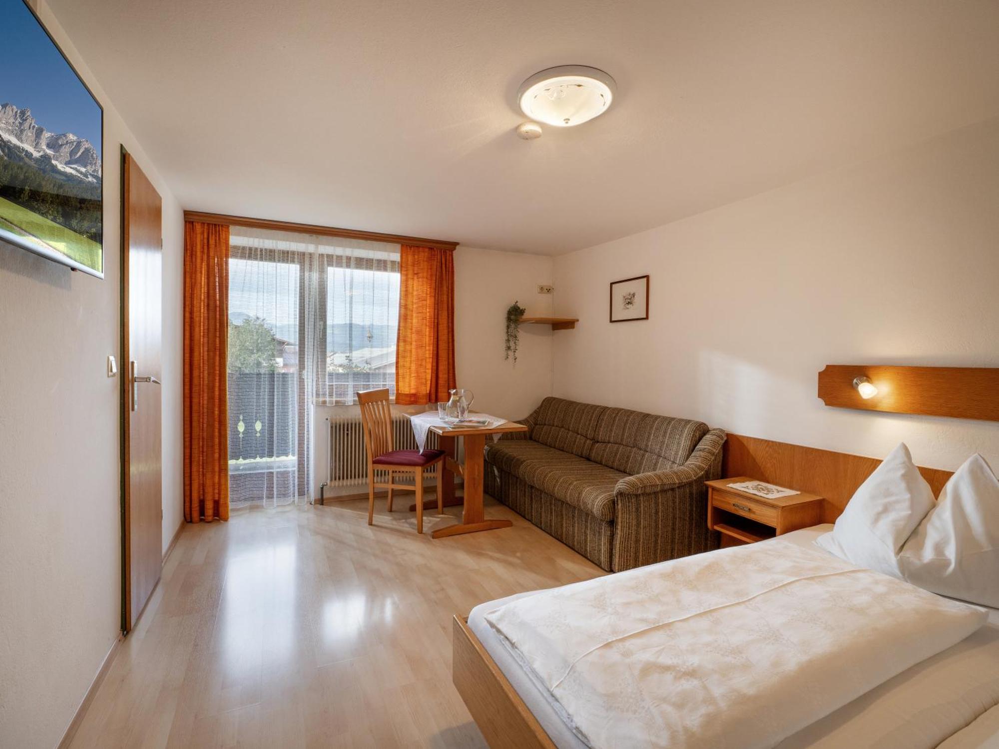 Apartment-Pension Schmiedererhof Sankt Johann in Tirol Dış mekan fotoğraf
